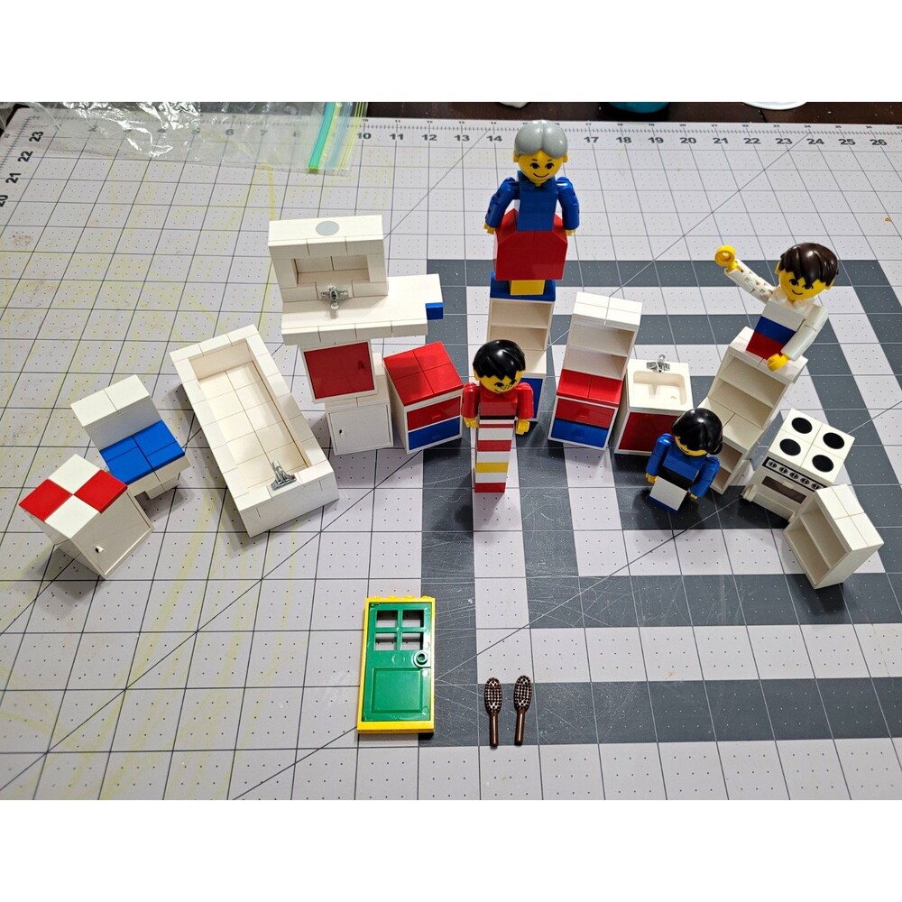 LEGO Vintage Homemaker Set Peices And Parts